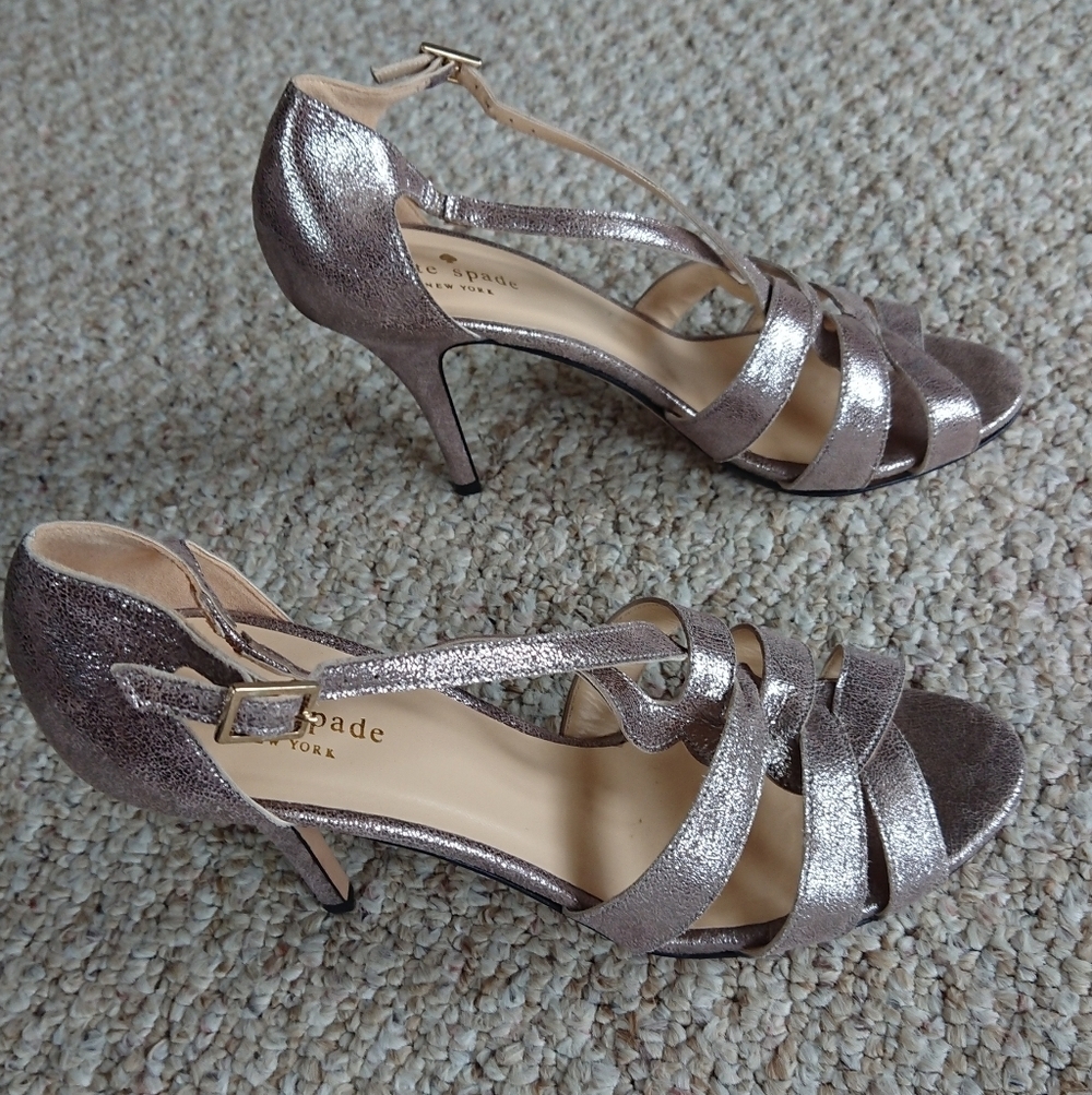 Kate Spade New York Case Strappy Metallic Sandal size 8